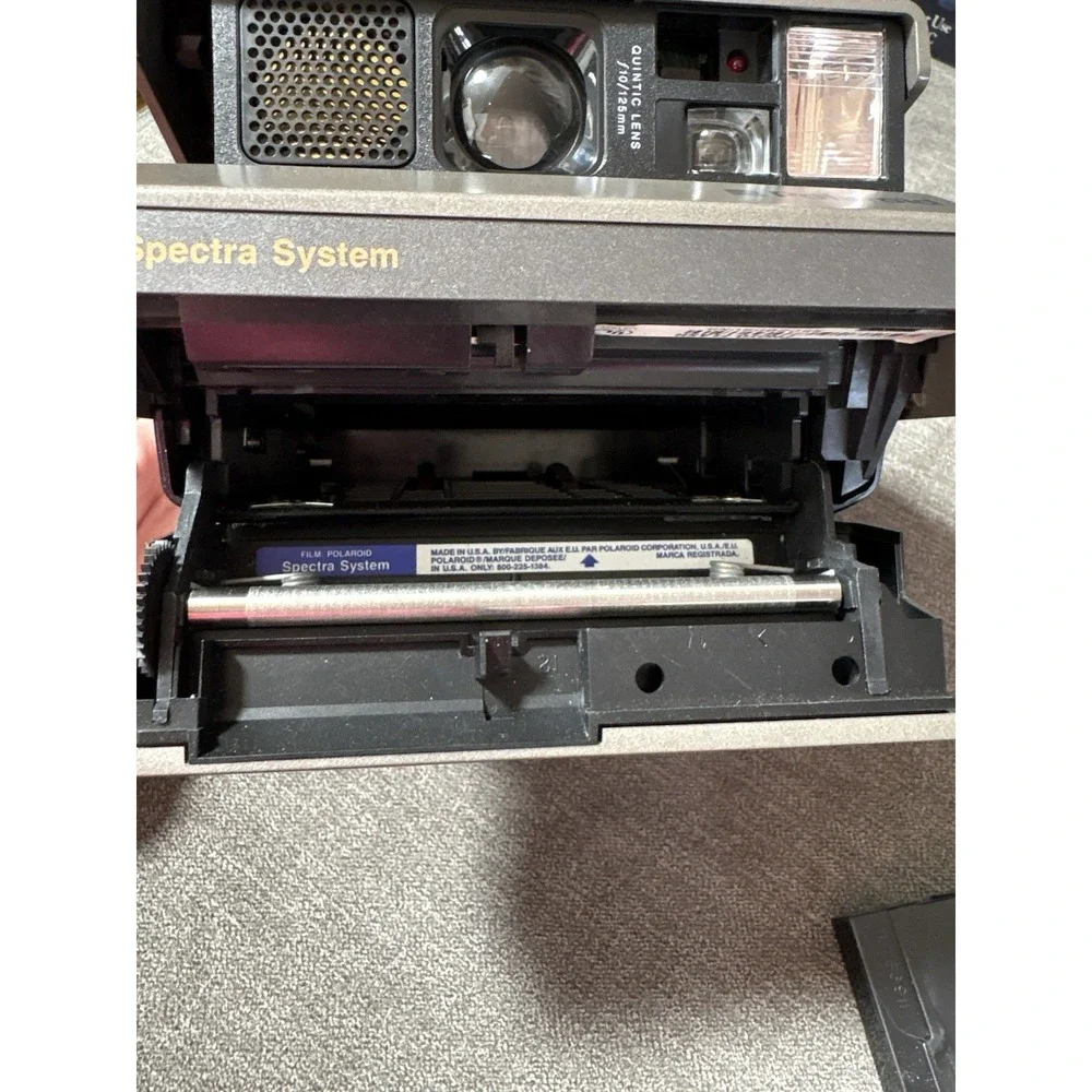 Polaroid Spectra System Instant Film Camera‎ Vintage Made In USA No Film